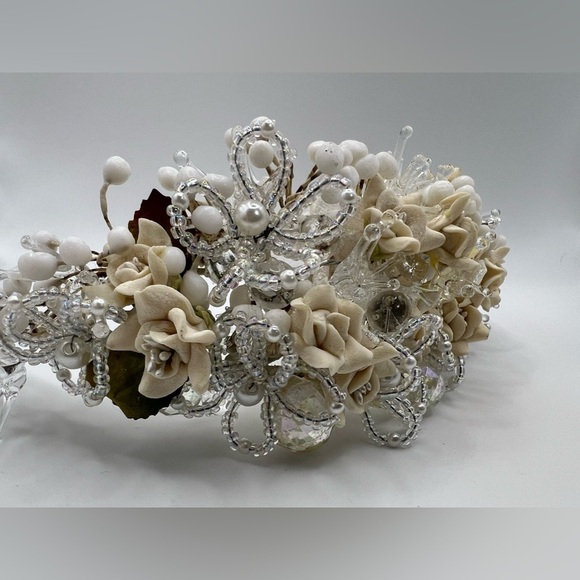 Vintage hairband wedding main image 9